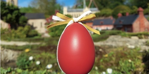 France Miniature, ouverture de saison pour Pâques avec une belle chasse aux oeufs
