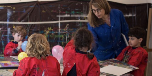 Un anniversaire dans un atelier d'artiste pour les petits créatifs en herbe 