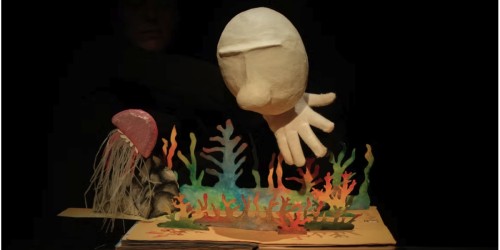 Jeu, un beau spectacle qui capte l’attention des petits et touche le cœur des parents. 